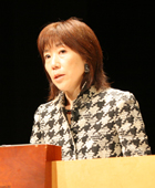 川本裕子氏