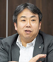 写真：株式会社とっぺん 代表取締役 天賀 光広 氏